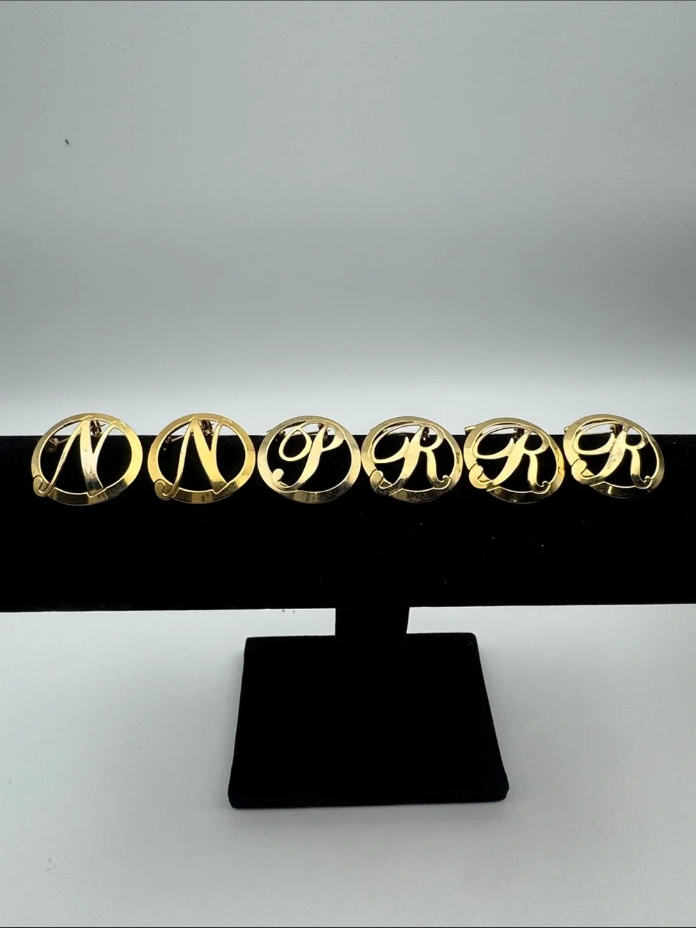 Gold Initial R Letter Pin Brooch - Women Jewelry